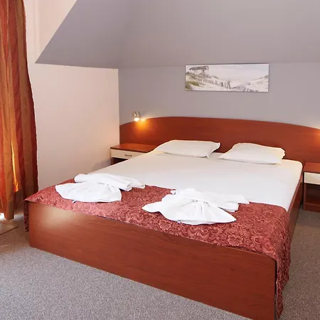 Kirov Πανσιόν Ράβντα