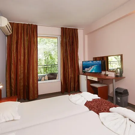 Πανσιόν Kirov