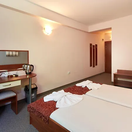 Gasthuis Kirov 4*
